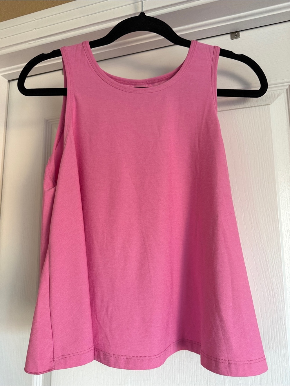Beyond Yoga Women's Pink Flutter Open Back Tank Top